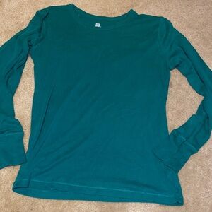 GREEN-GAP LONG SLEEVE